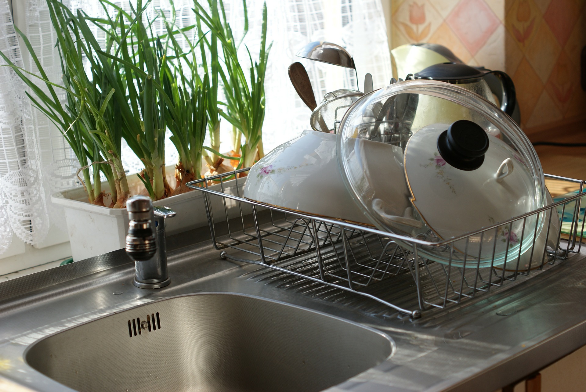 Expert Garbage Disposal Repair, Solving Kitchen Woes with Appliance Solutions